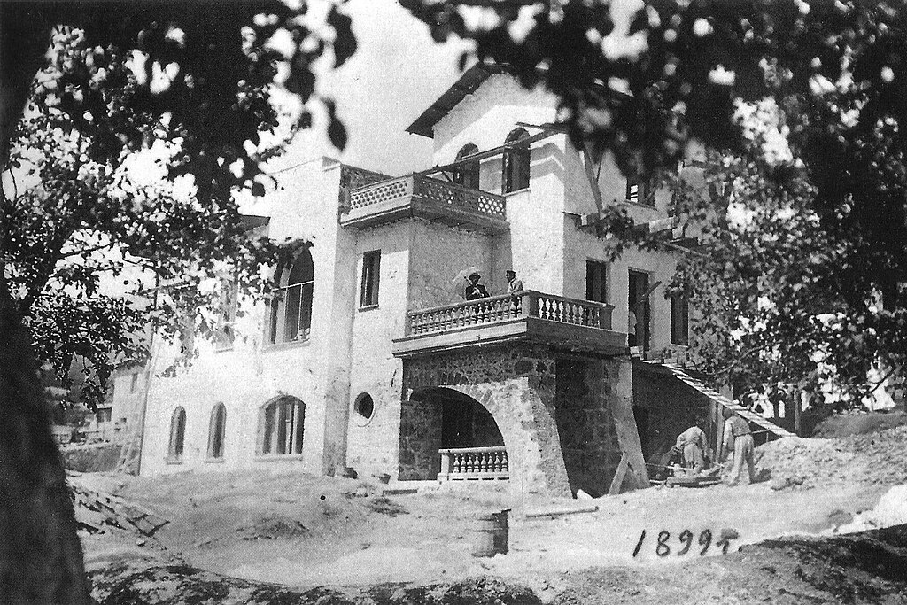 Строящийся дом Чехова, 1899 г. 