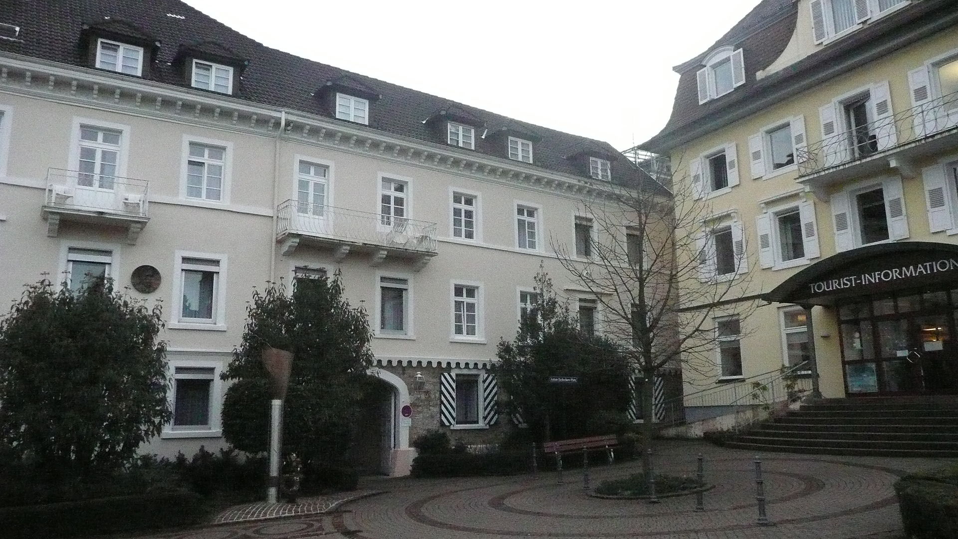 Отель «Зоммер» и «Чеховский салон» в Баденвайлере