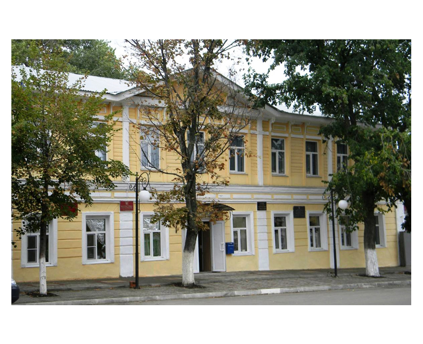 Здание уездной управы в Боброве Воронежской области